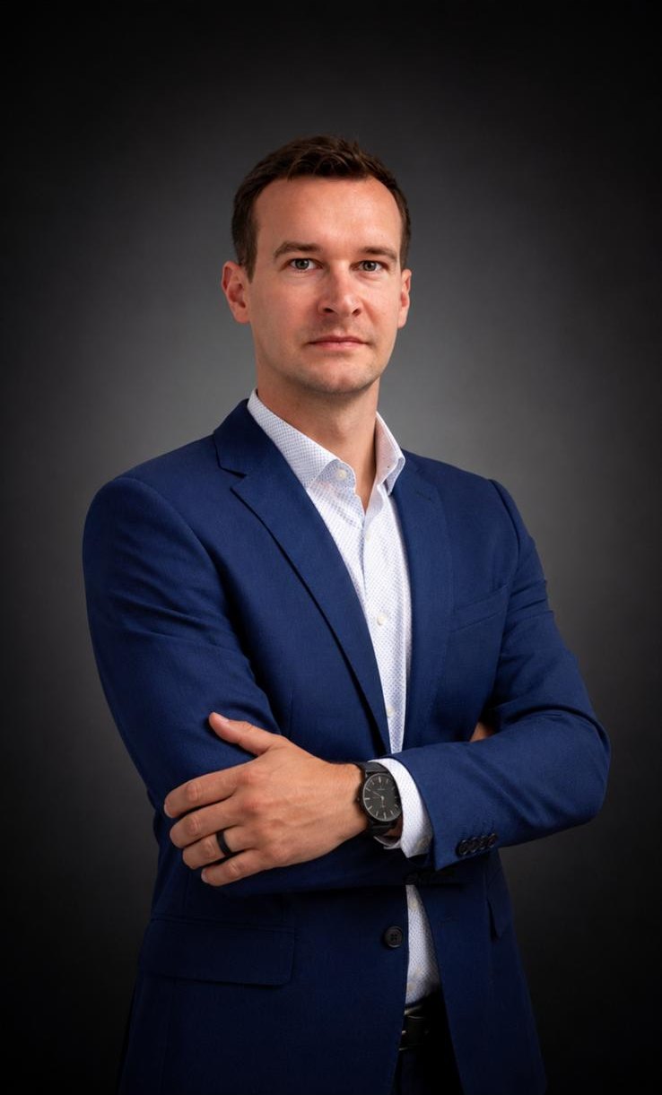 Adam Gabriel, finanční poradce